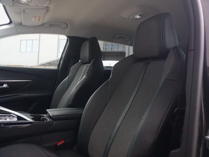 Peugeot 5008 1.2 TURBO 130 Allure Pack Business Afn. Trekhaak — photo 10