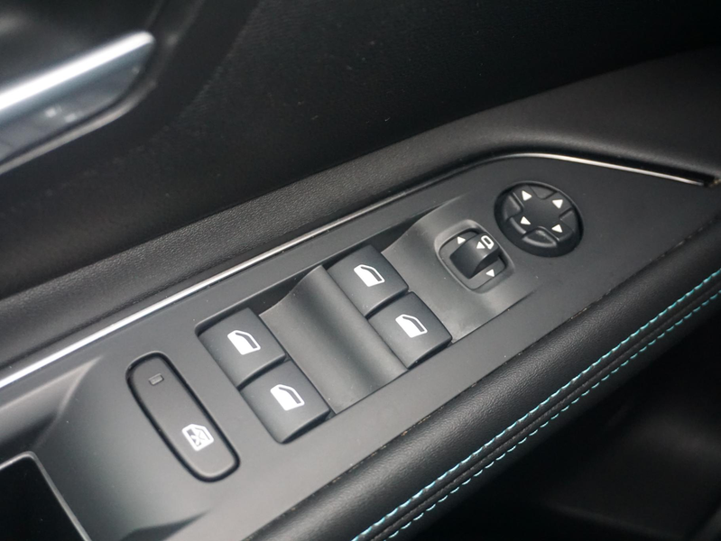 Peugeot 5008 1.2 TURBO 130 Allure Pack Business Afn. Trekhaak — photo 13