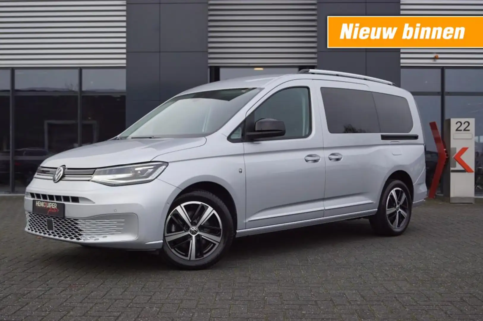 Volkswagen Caddy 1.5 TSI DSG Style 7 persoons / Navi /Led/ ACC / Tr Zilver - 1