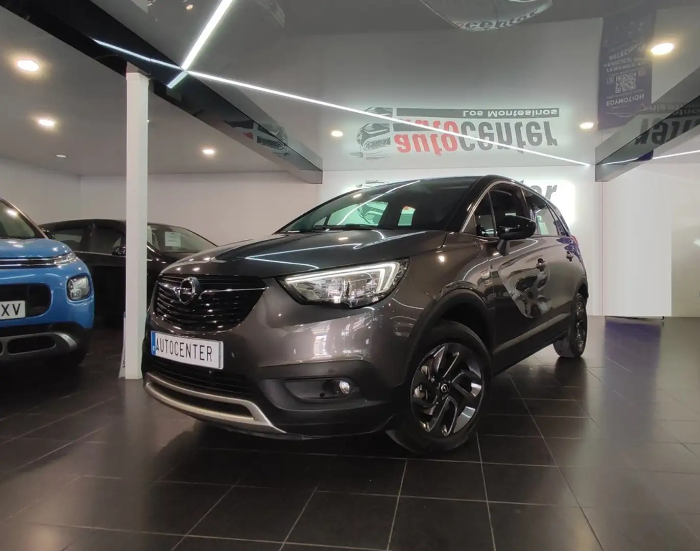 Opel Crossland 1.2 81kW Design Line 120 Anive. S/S Auto Gris - 1