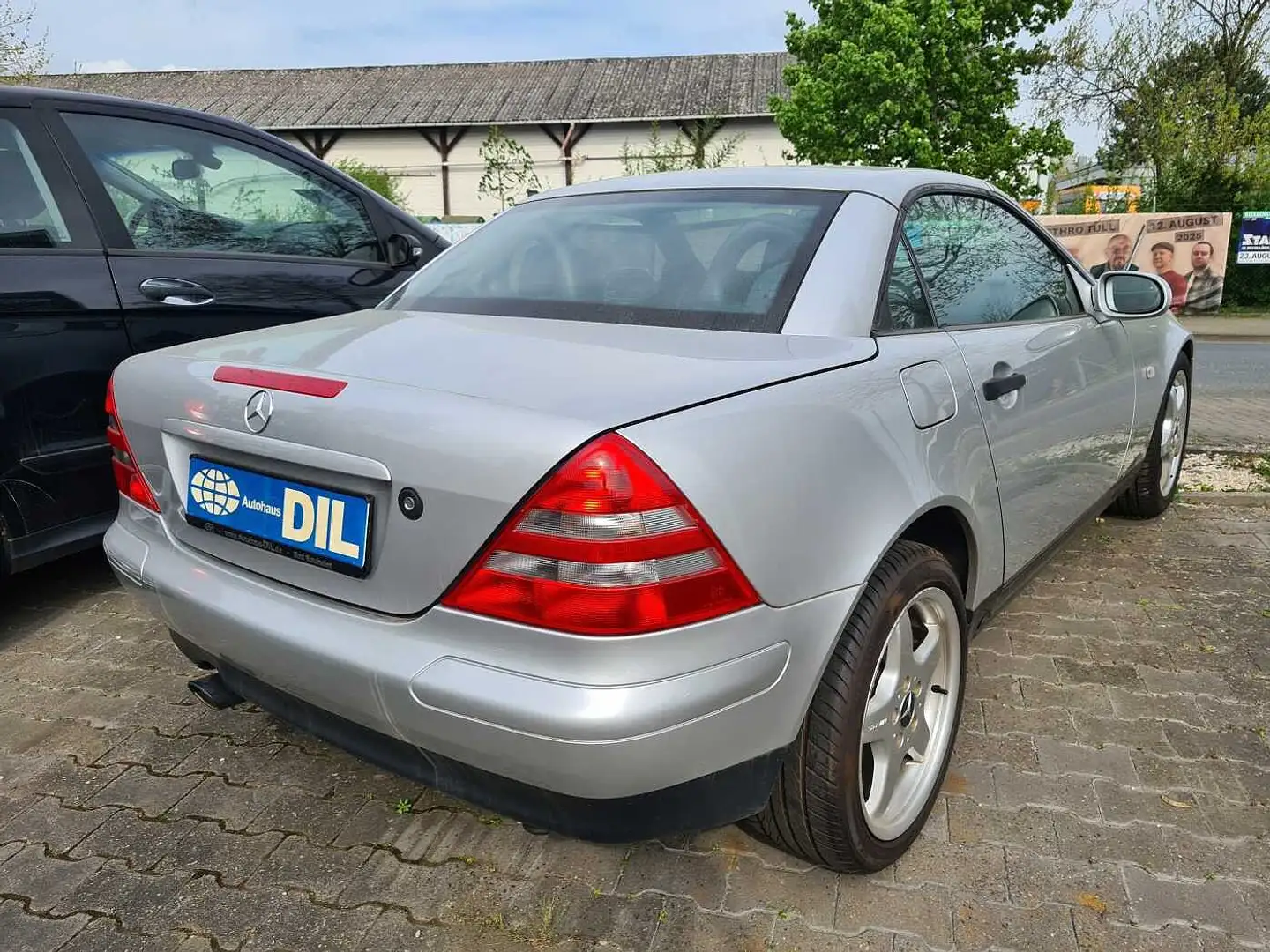 Mercedes-Benz SLK 200 *Scheckheftgeplegt* *Bastler+Gewerbe* Argent - 2