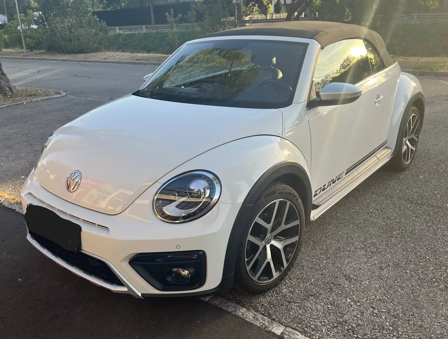 Volkswagen Beetle Beetle Cabrio 1,2 TSI DUNE DSG DUNE Weiß - 1