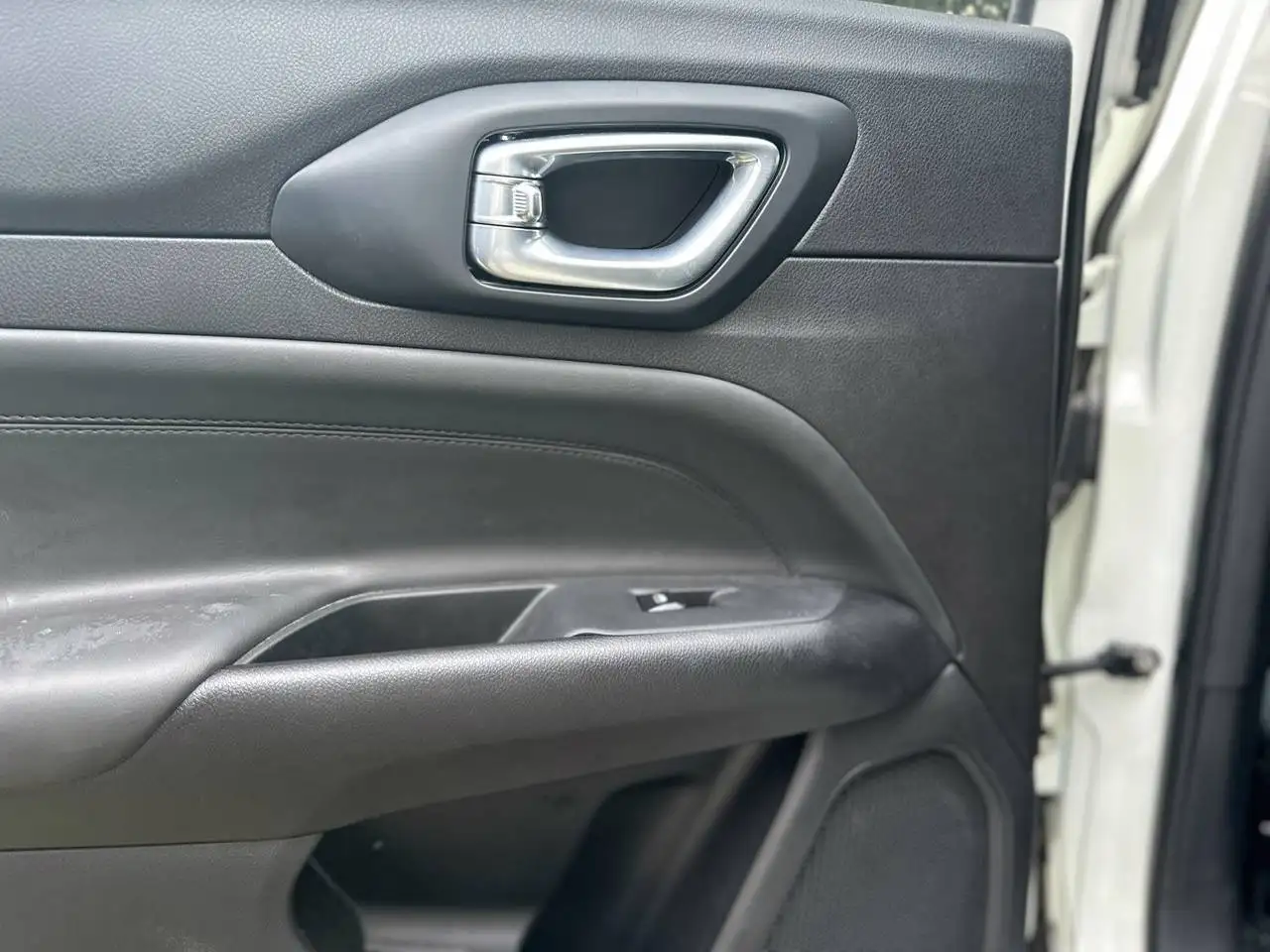 Jeep Compass 1.5 Turbo T4 MHEV Summit 14