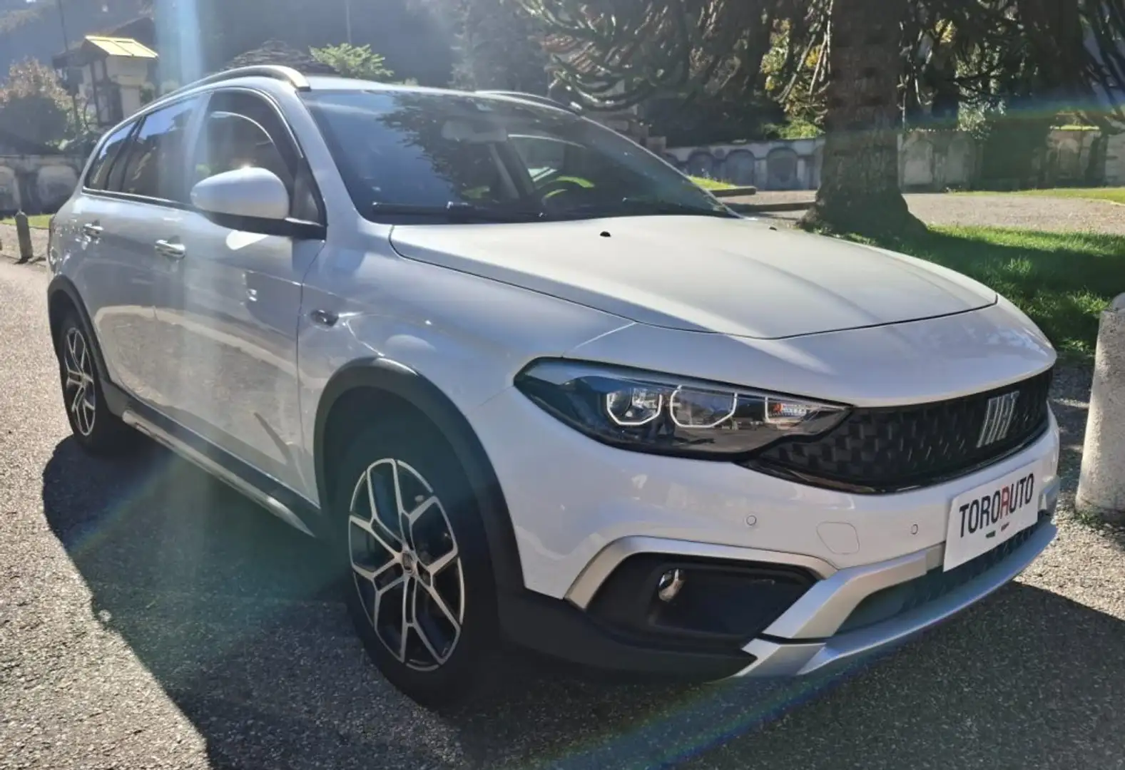 Fiat Tipo 1.6 Mjt S&S SW Cross UNICO PROPRIETARIO Bianco - 1