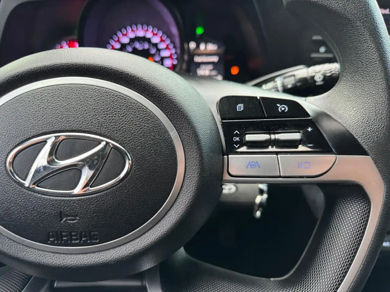 Hyundai ELANTRA снимка Hyundai ELANTRA