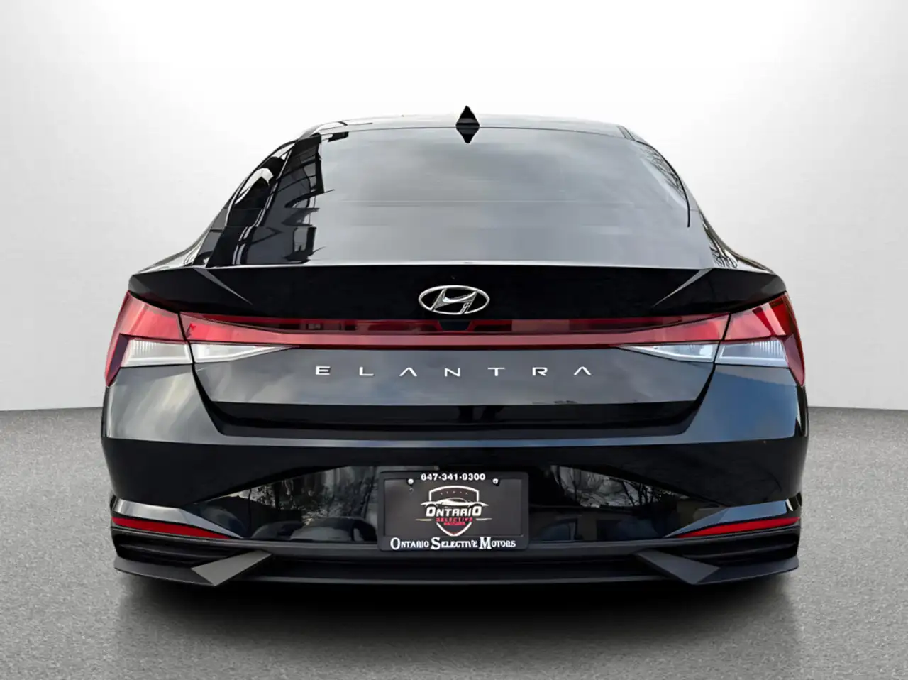 Hyundai ELANTRA снимка Hyundai ELANTRA