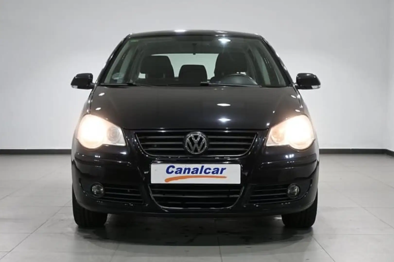 Volkswagen Polo 3p Sport 1.6 TDI 90 CV Negro - 2