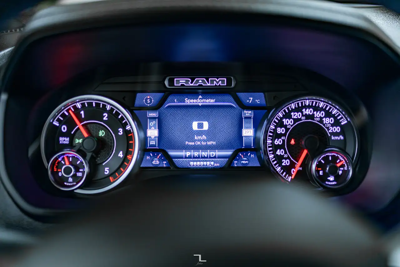 RAM 2500 снимка RAM 2500
