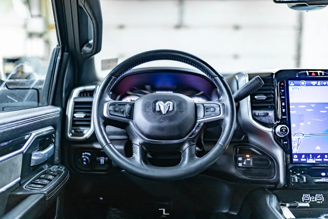 RAM 2500 снимка RAM 2500