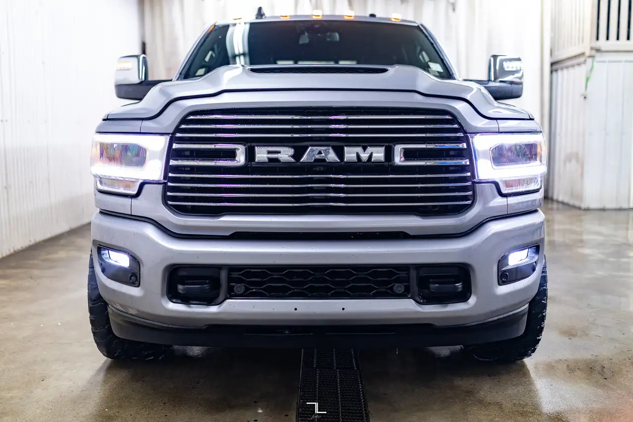 RAM 2500 снимка RAM 2500