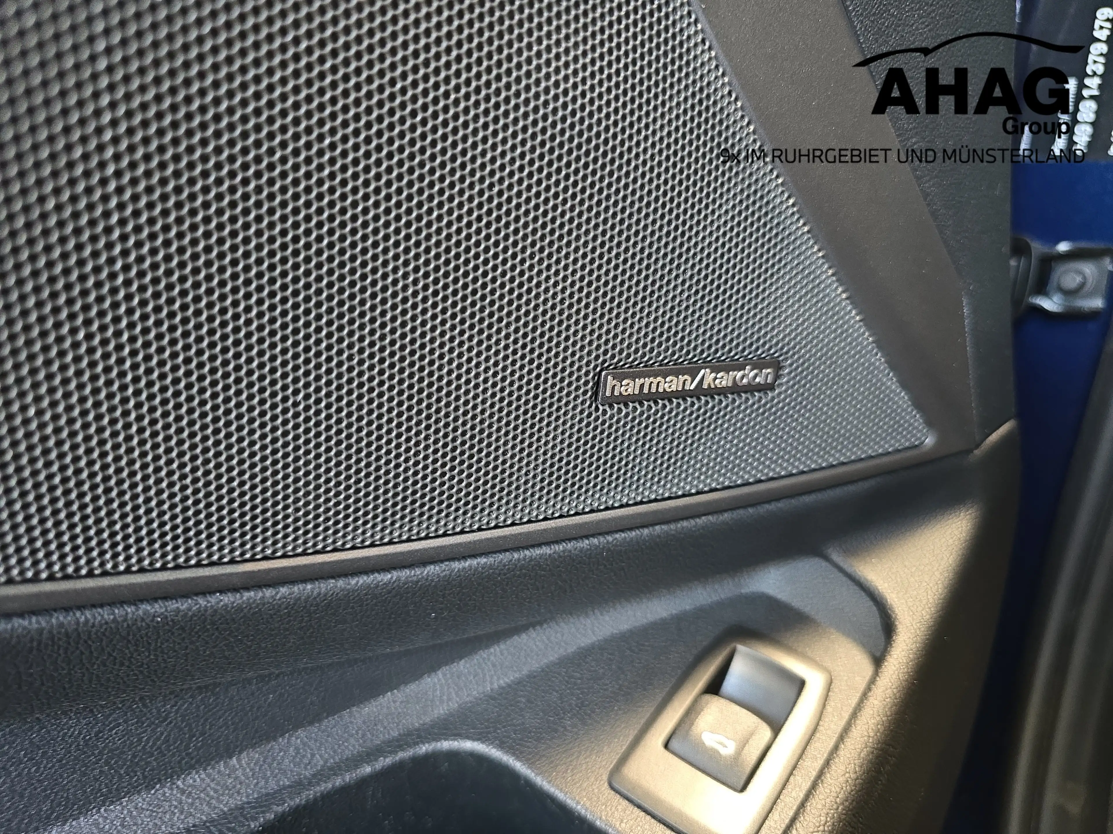 BMW 340 M340i xDrive Touring H/K HUD Standhz ACC 360° Carb — photo 14
