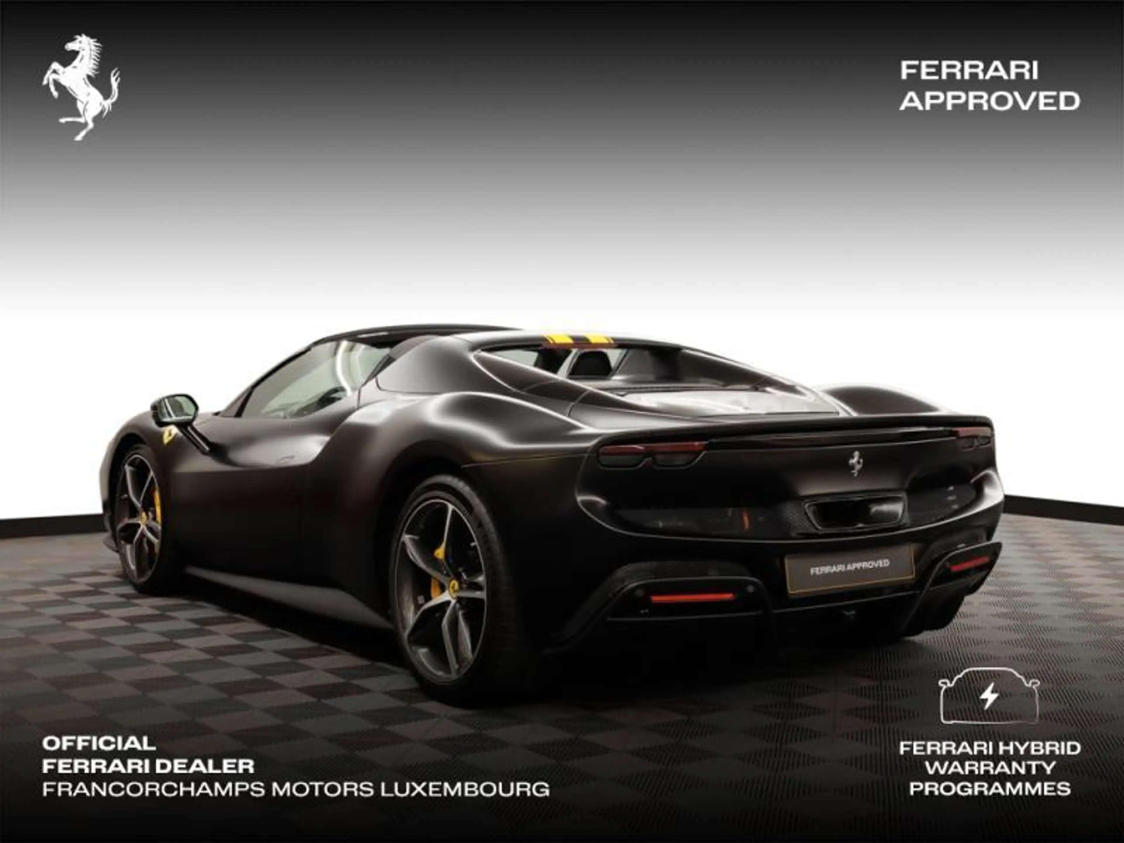 Ferrari 296 GTS Cabrio — photo 11