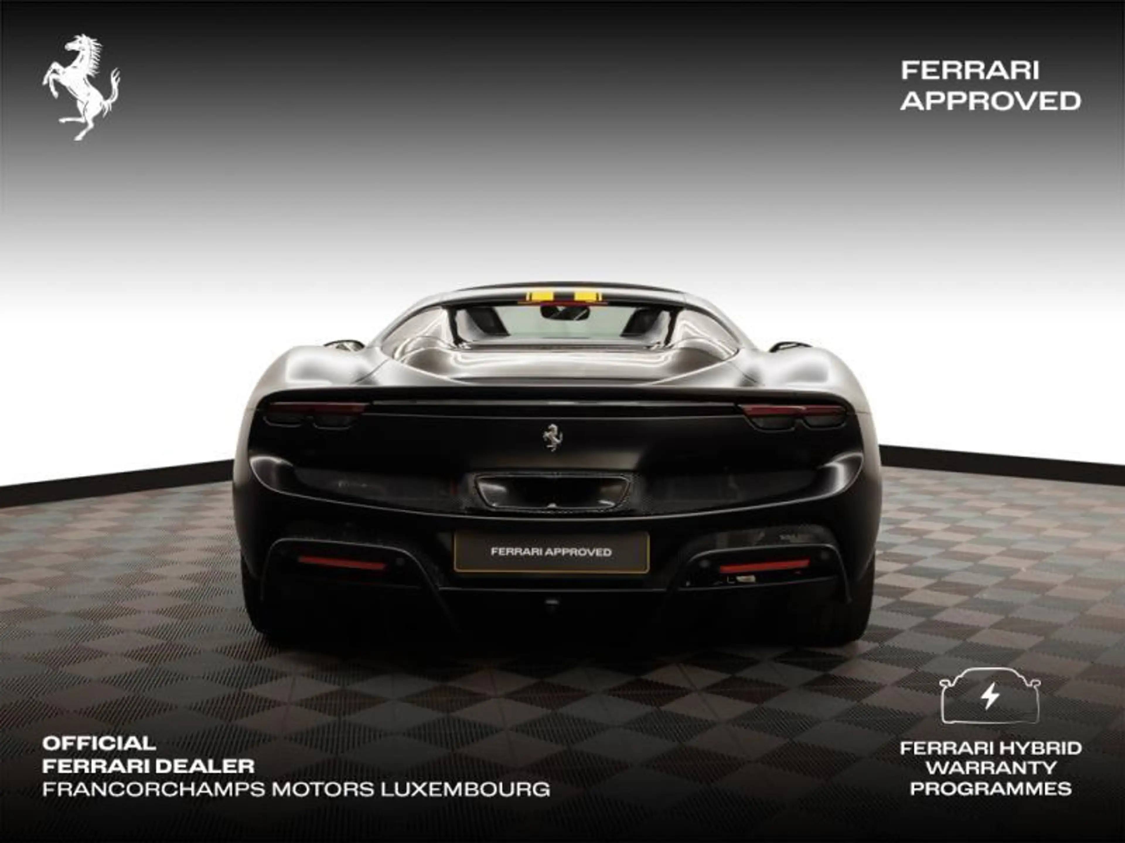 Ferrari 296 GTS Cabrio — photo 10