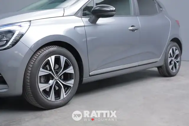 Renault Clio view 4