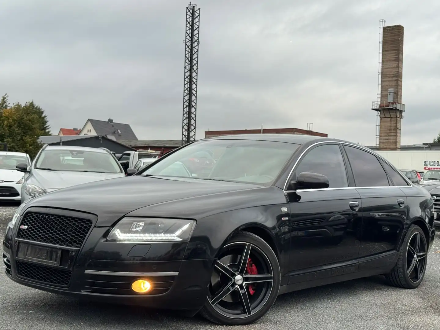 Audi A6 Lim. 3.2 FSI quattro Schwarz - 1