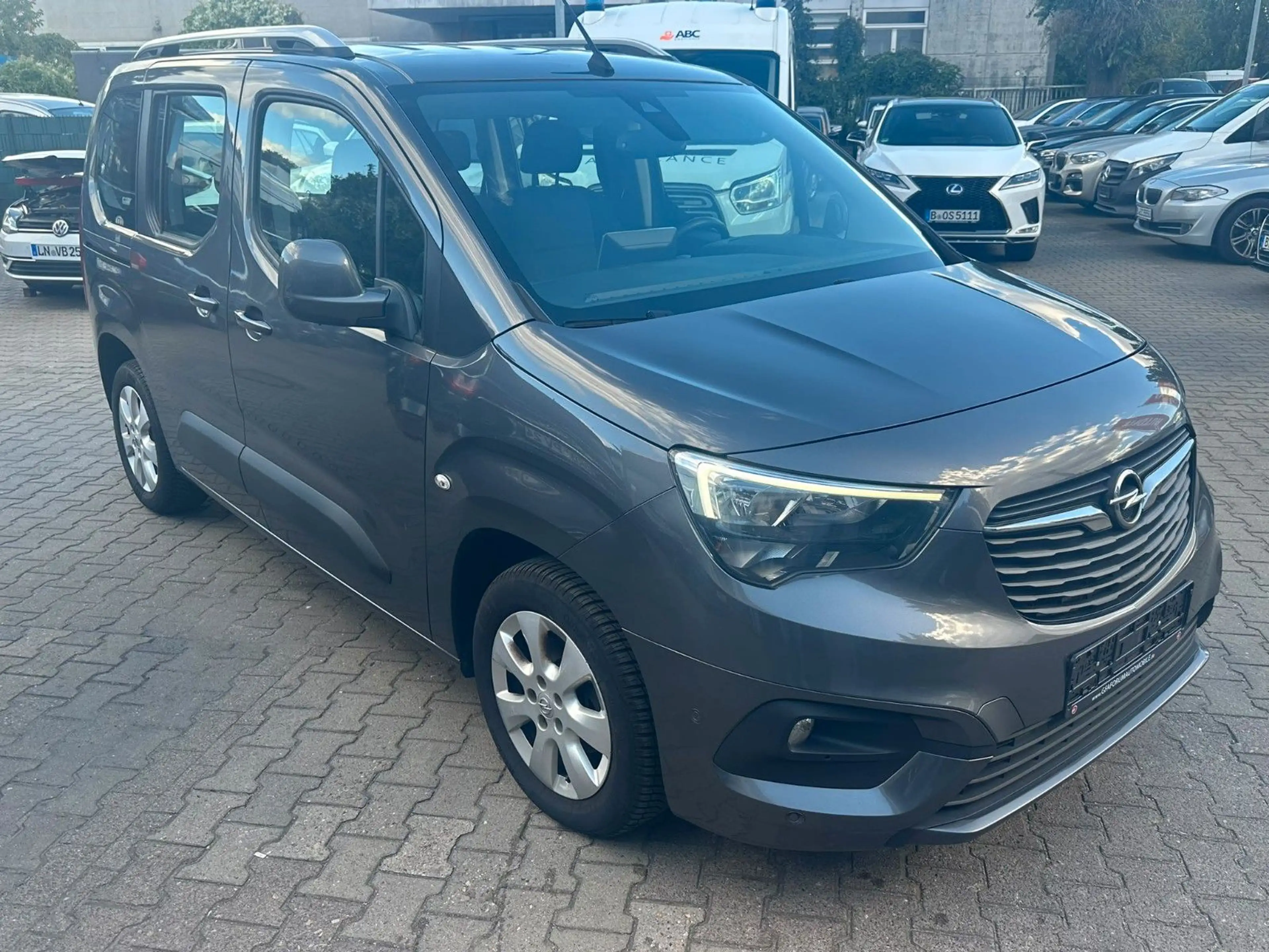 Opel Combo Life E Edition Zahnriemen neu — photo 2