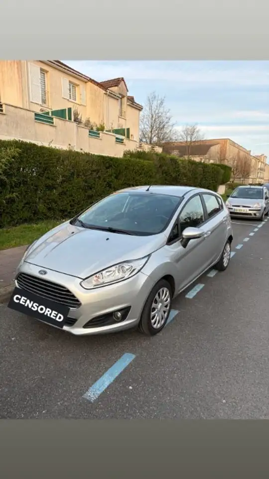 Ford Fiesta 5 portes — photo 8