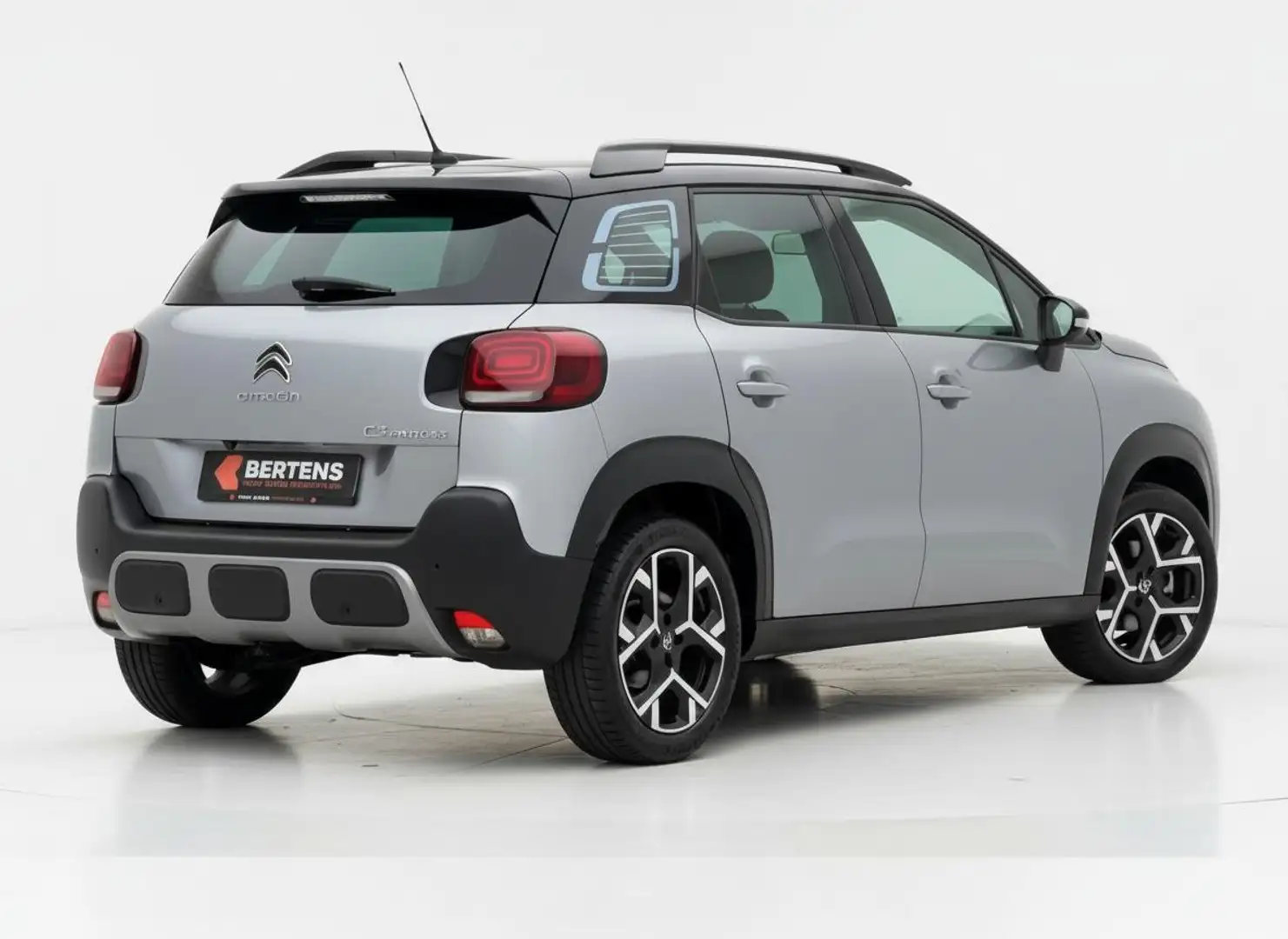 Citroen C3 Aircross 1.2 PT 110 Max | Camera | Navi | Carplay | Prijs i Grau - 2