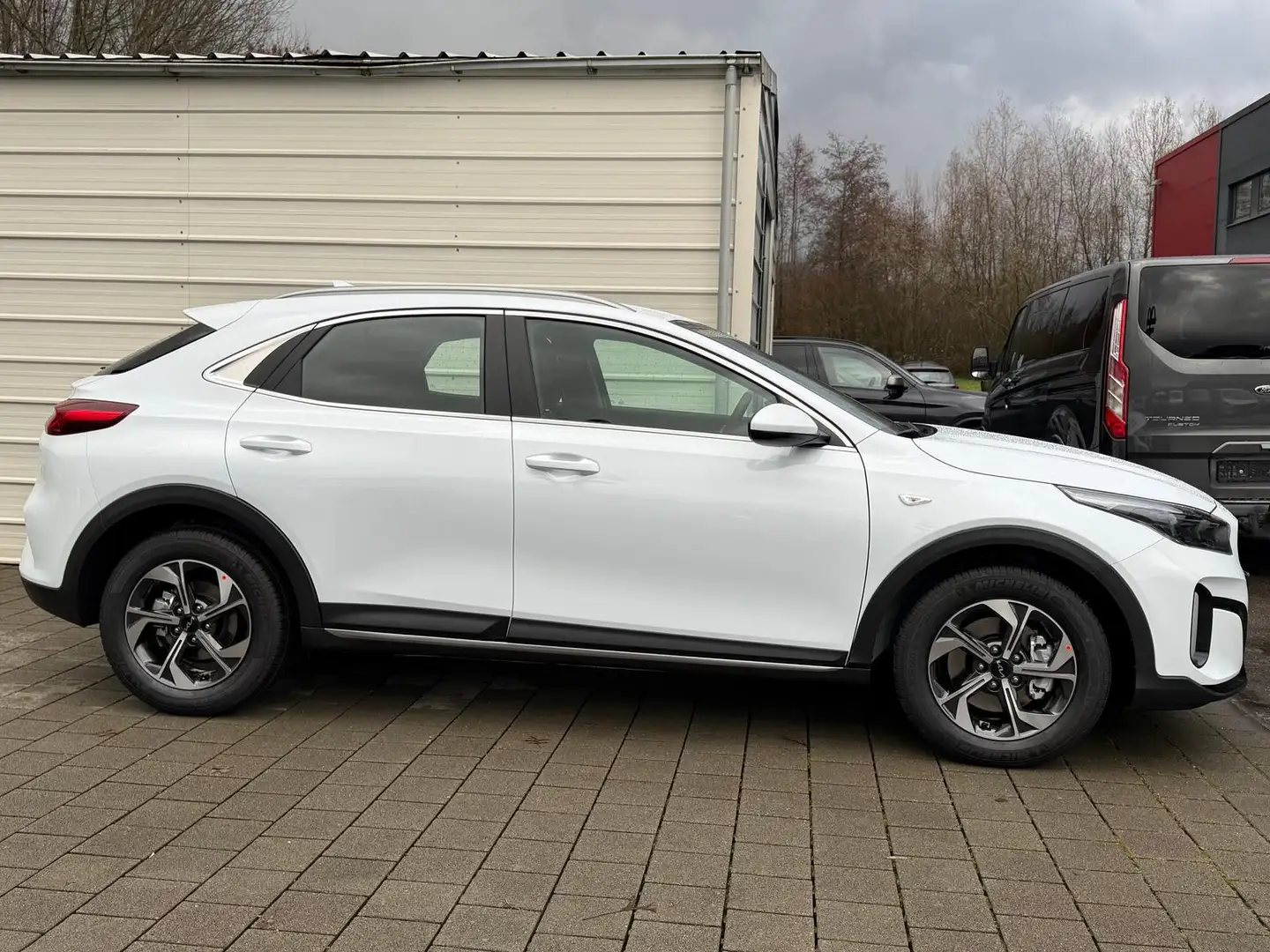 Kia XCeed Silver 1.6 T-GDi DCT Navi*Android Auto*SHZ*Kame... Weiß - 2