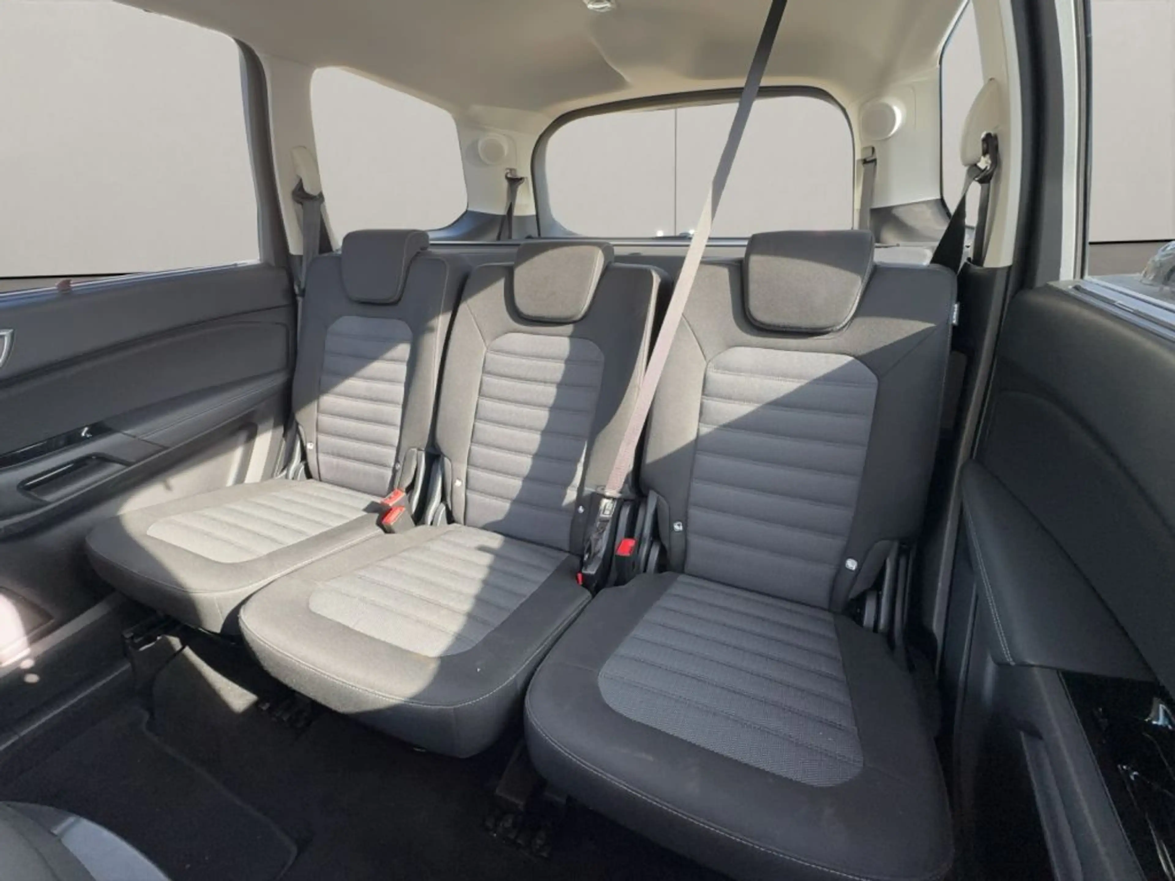 Ford Galaxy 2.0 EcoBlue S&S TITANIUM +7.Sitzer+ — photo 15
