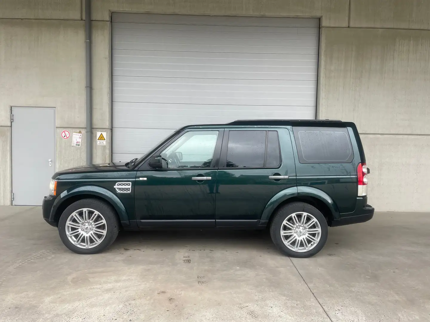 Land Rover Discovery 4 SDV6 HSE Vert - 1