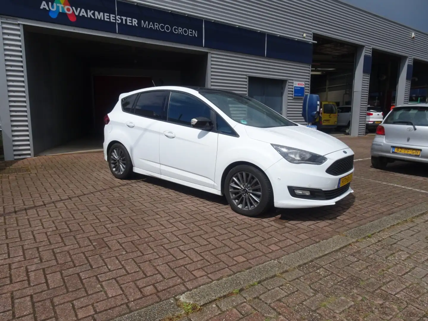 Ford C-Max 1.5 Titanium Wit - 2