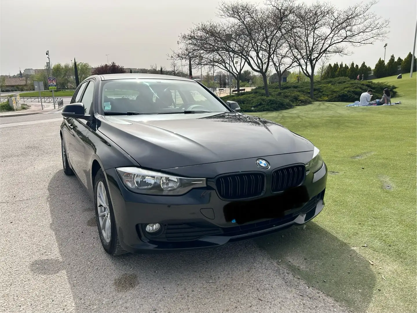 BMW 318 318dA Luxury Fekete - 1