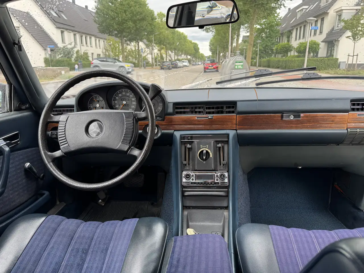 Mercedes-Benz S 280 W116, foto 2