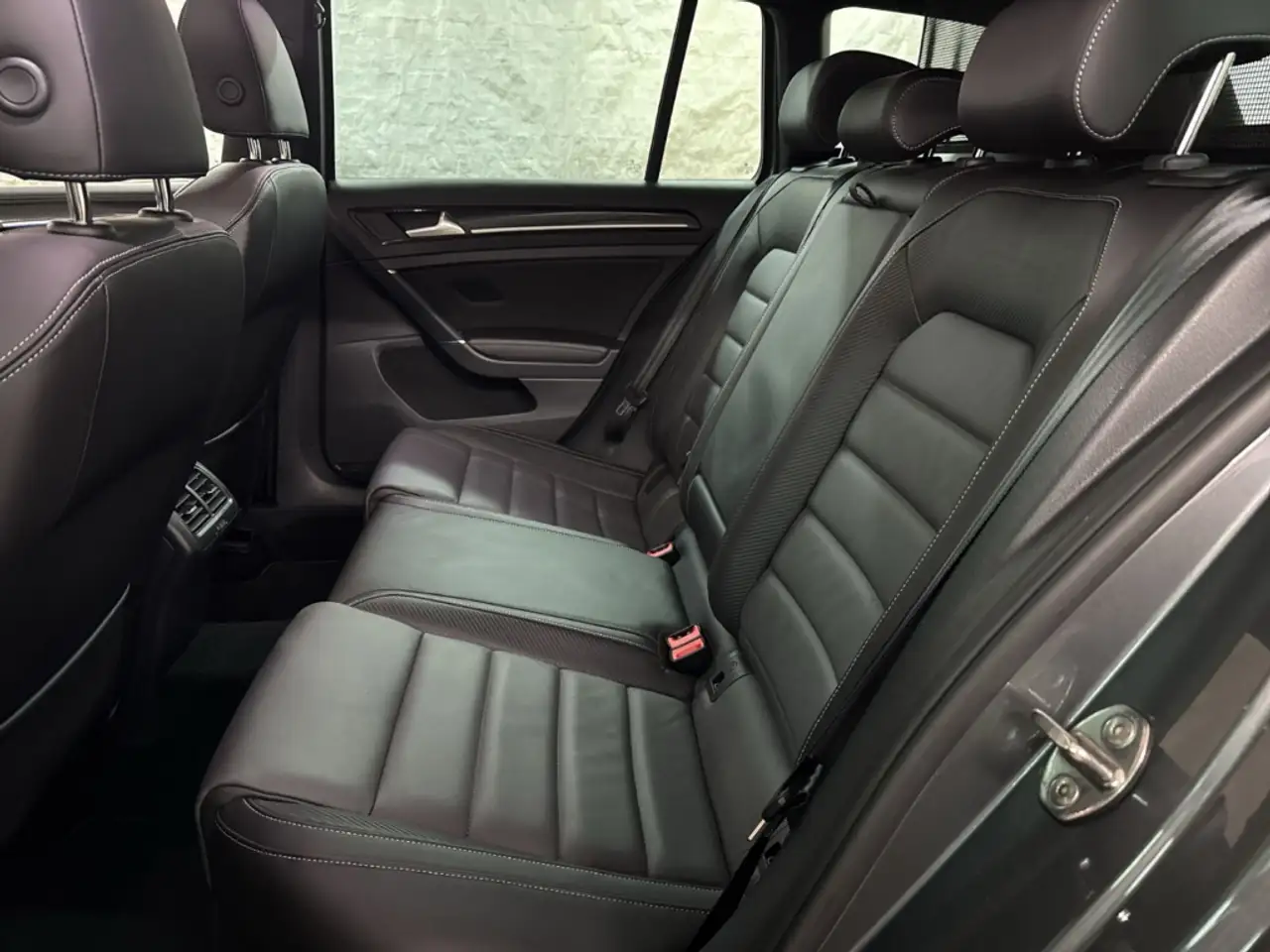 Volkswagen Golf VII R 4Moti Performance LEDER PANO DCC DYN, миниатюра 12