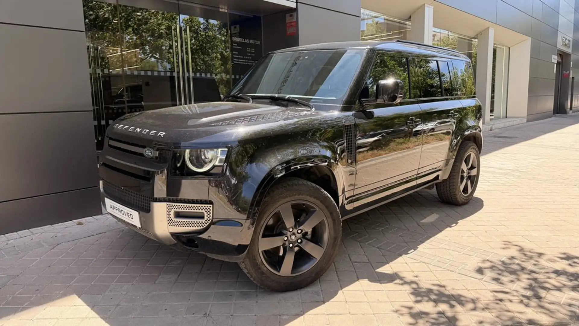 Land Rover Defender 110 3.0D l6 MHEV X-Dynamic SE AWD Aut. 250 Negro - 1