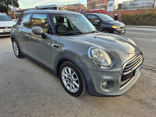 MINI Cooper D Mini 1.5 Cooper D Business 5p