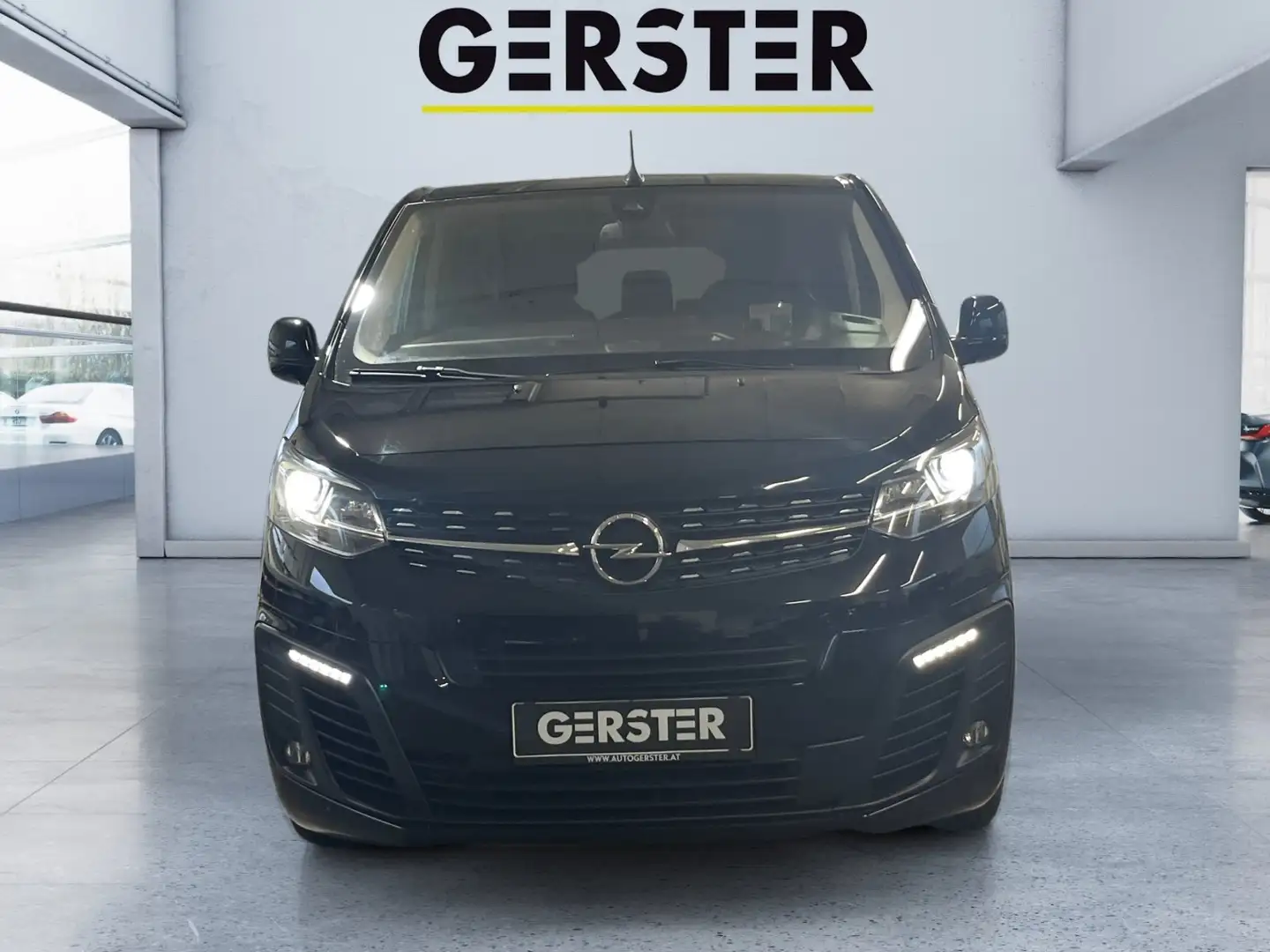 Opel Zafira Life 2.0 D L (L3) Innovation ACC Navi SD Schwarz - 2