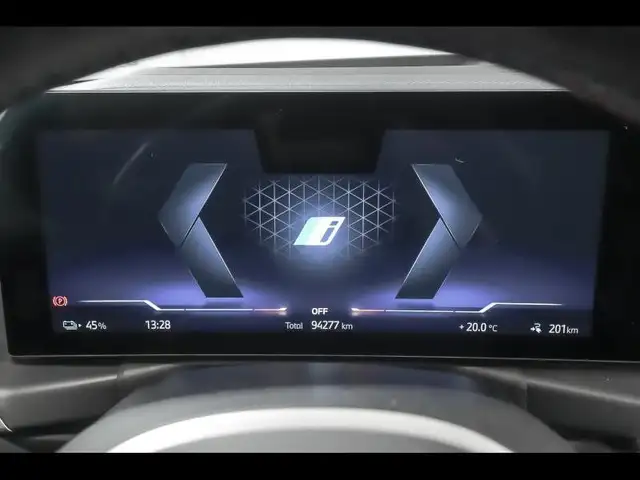 BMW I4 view 10
