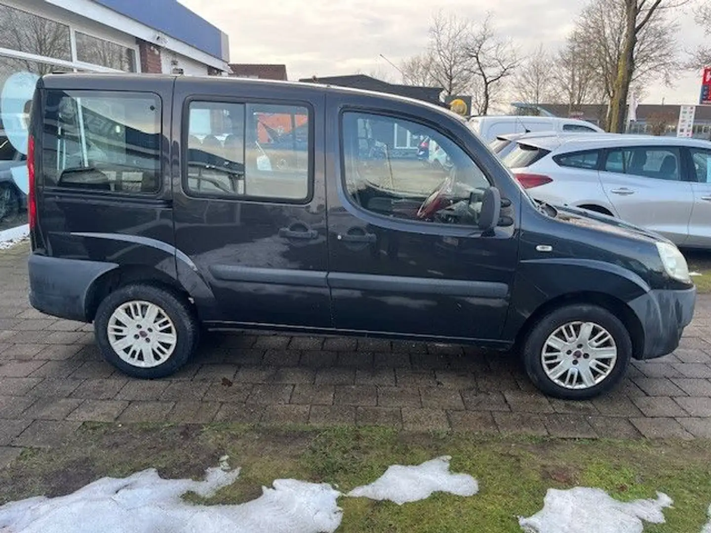 Fiat Doblo 1.3 D 16V  Multijet Active AHK ATM/ATG Schwarz - 2