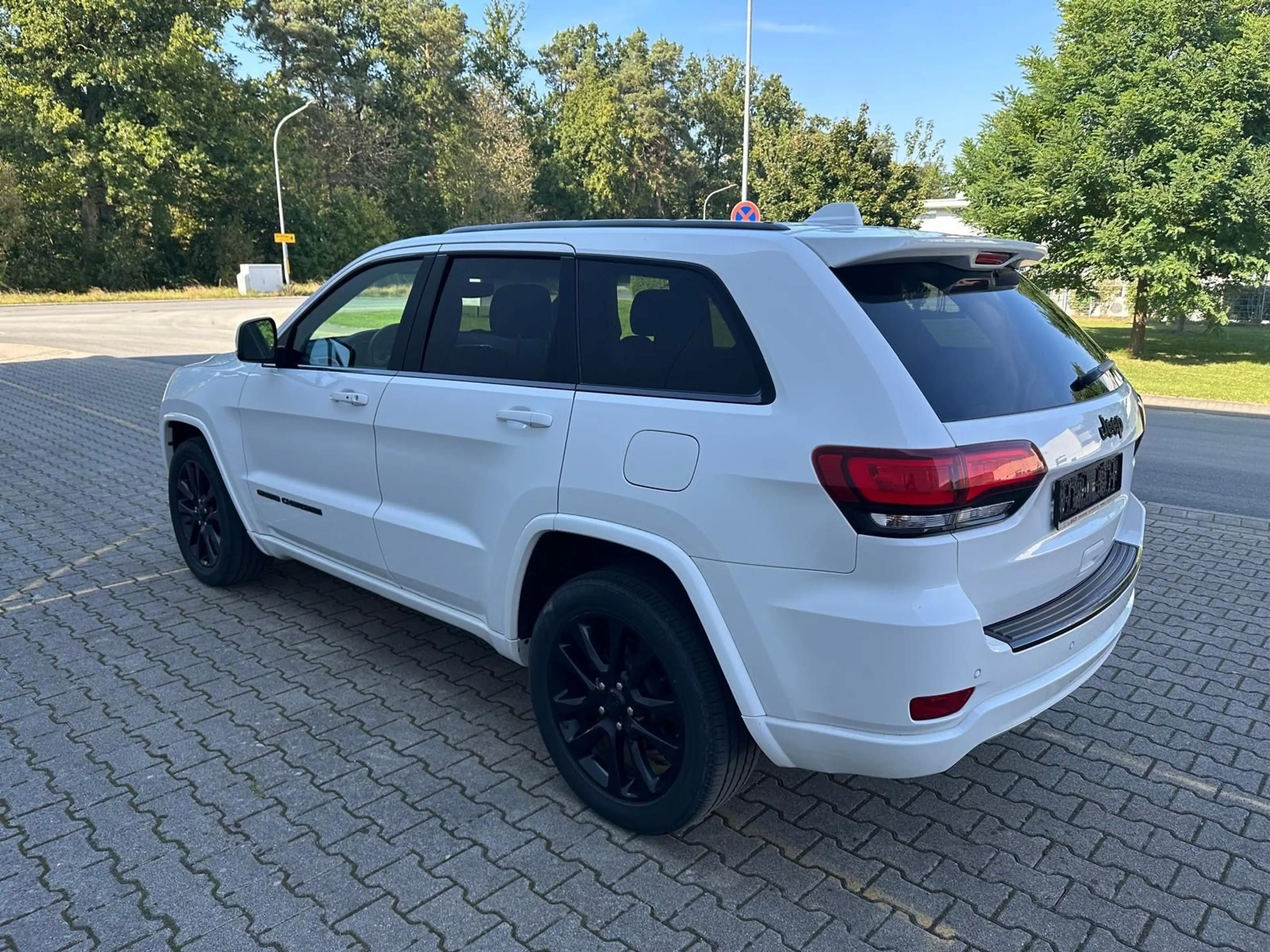 Jeep Grand Cherokee Limited 3,6 LPG Leder Clean Title — photo 10