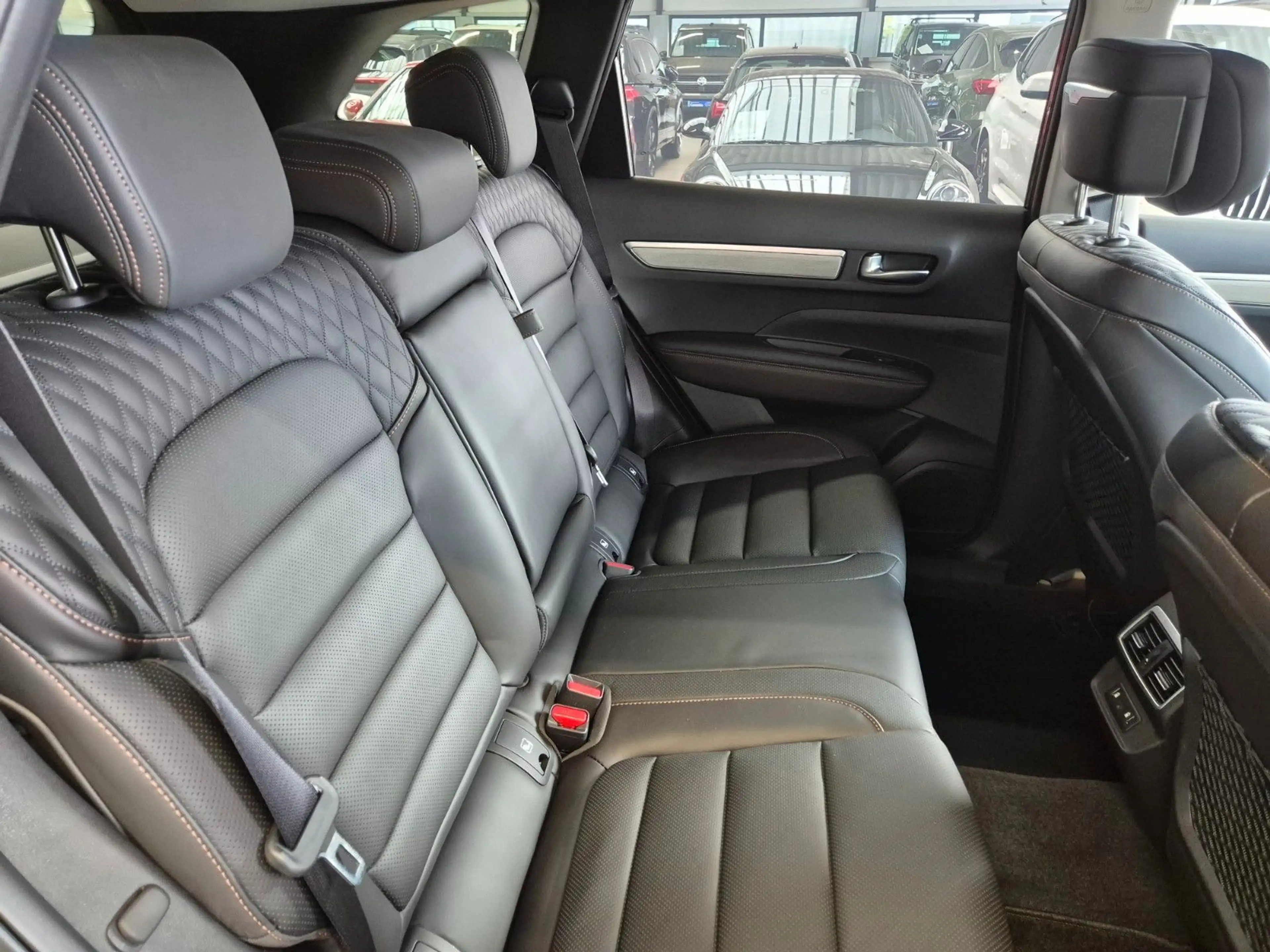 Renault Koleos KOLEOS 1.3TCe INITIALE PARIS LEDER BOSE LED ACC — photo 13