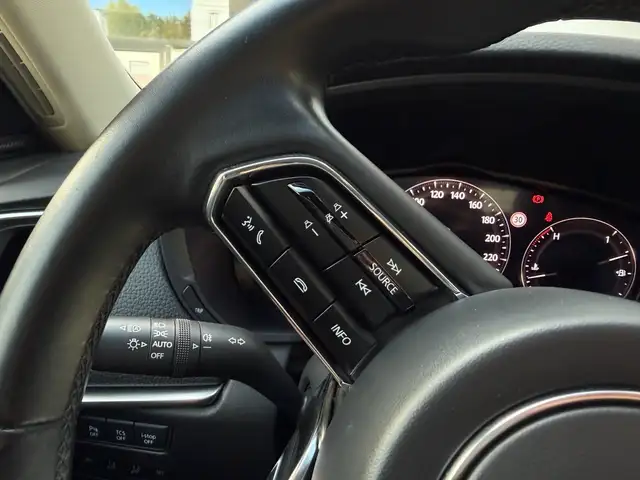 Mazda CX-60 view 15