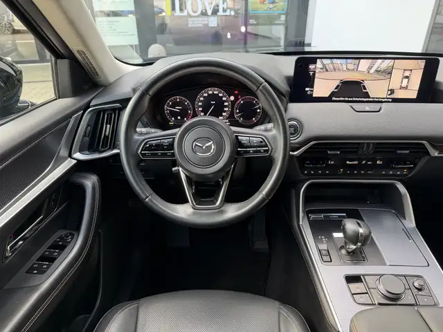 Mazda CX-60 view 6