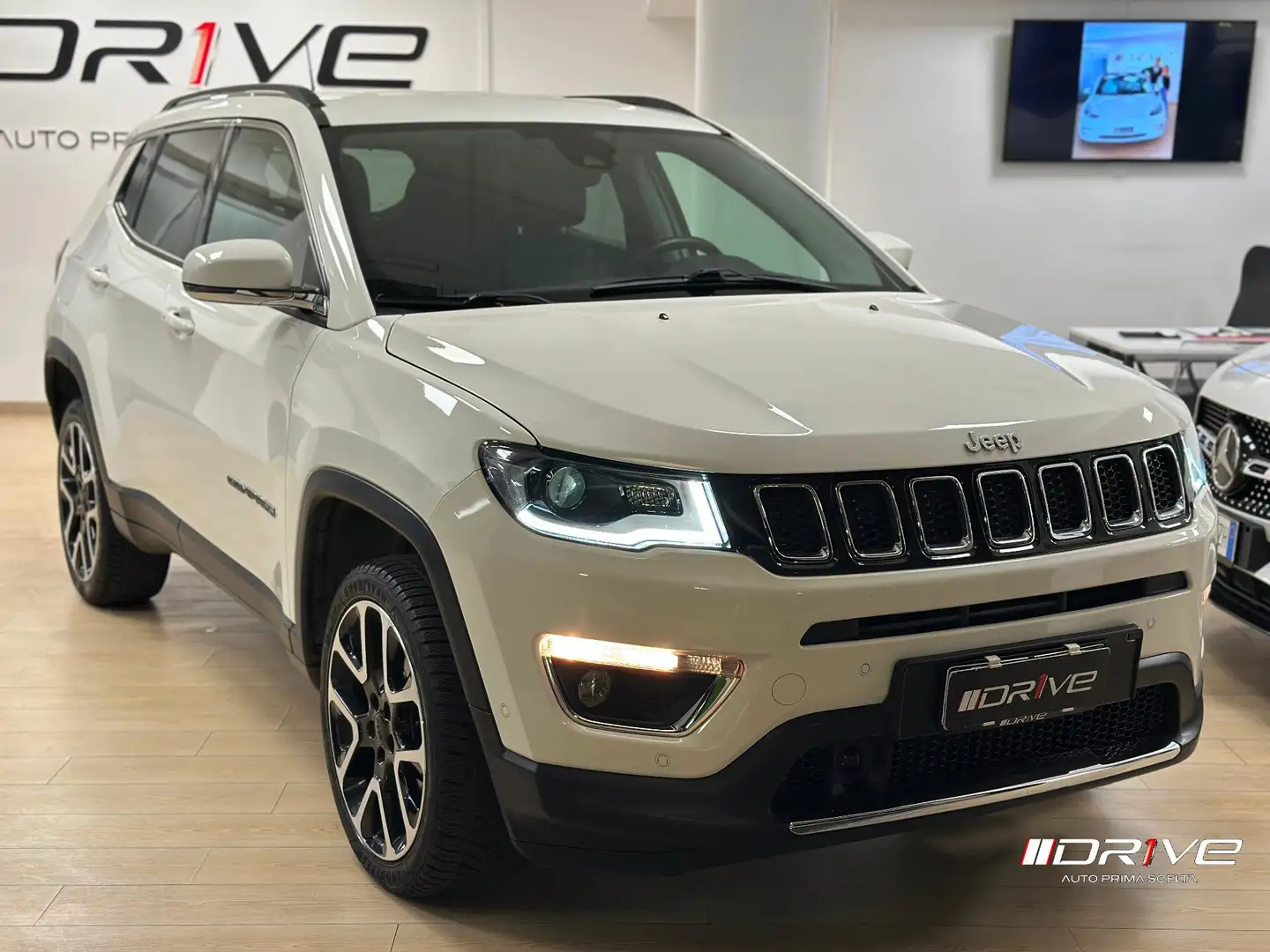 Jeep Compass Compass 2.0 Multijet II aut. 4WD Limited Weiß - 2