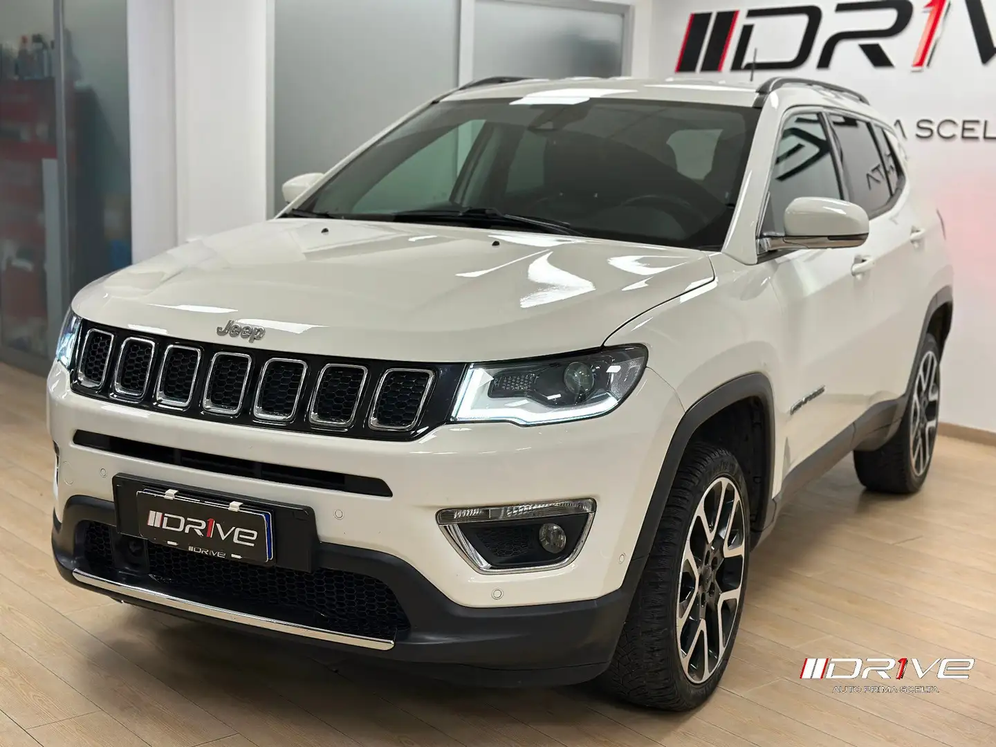 Jeep Compass Compass 2.0 Multijet II aut. 4WD Limited Weiß - 1