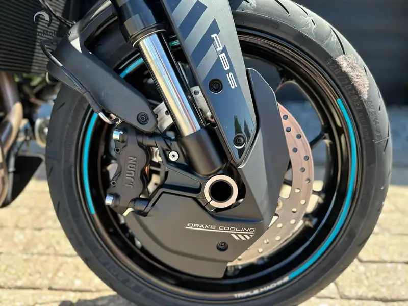 CFMOTO 675 NK - foto 8