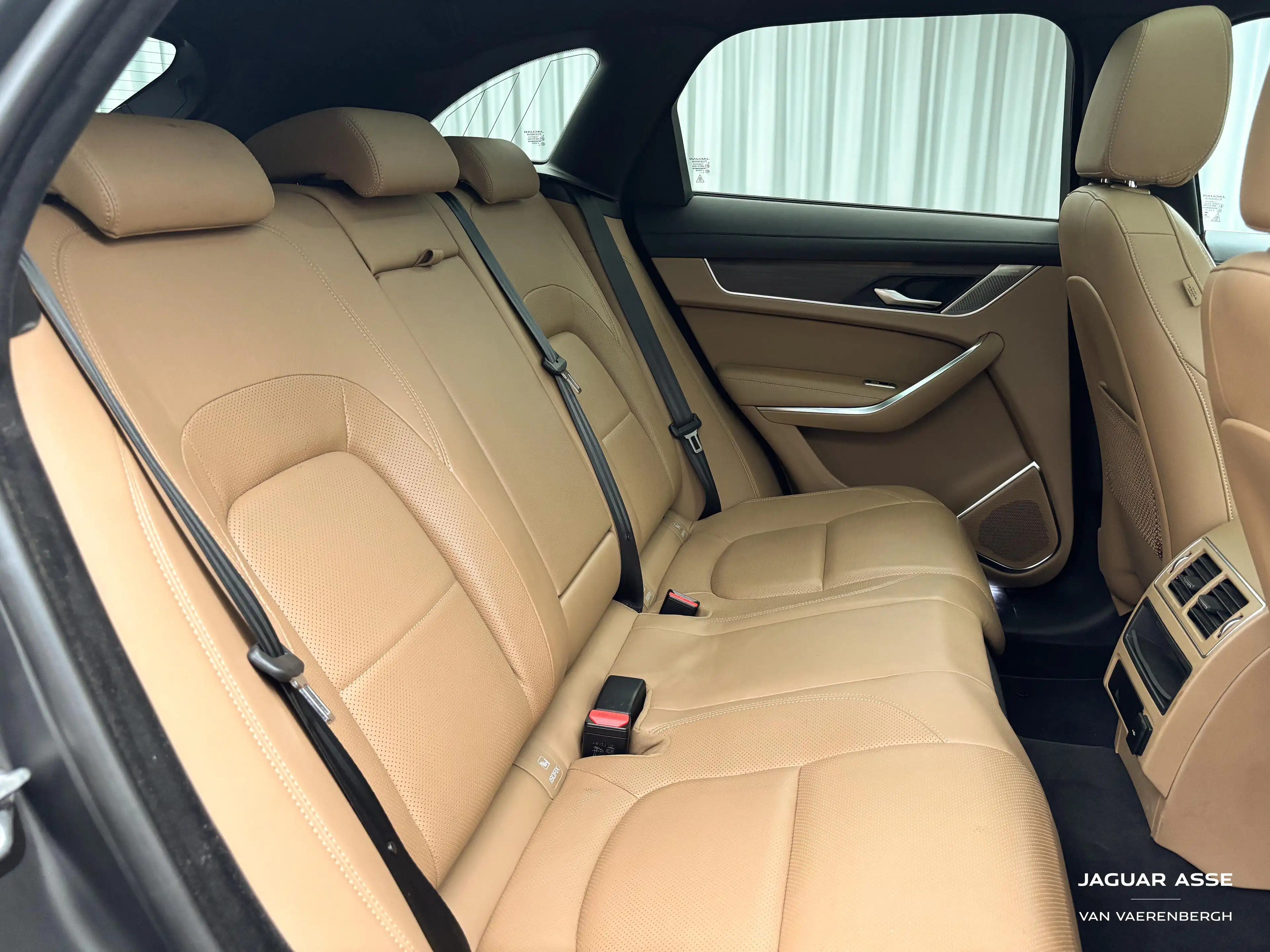 Jaguar F-Pace P400e S AWD Auto. 21MY — photo 5