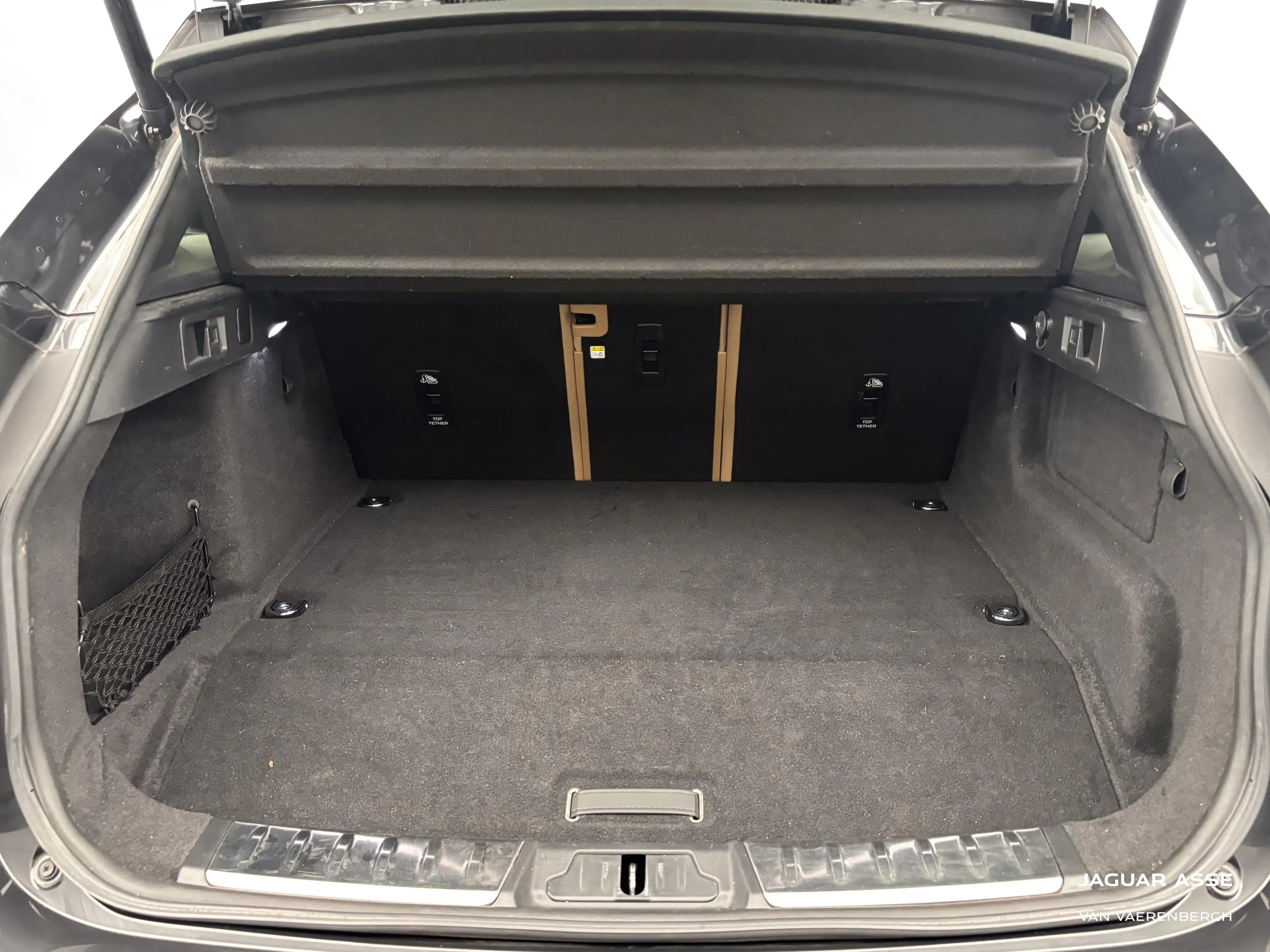 Jaguar F-Pace P400e S AWD Auto. 21MY — photo 14