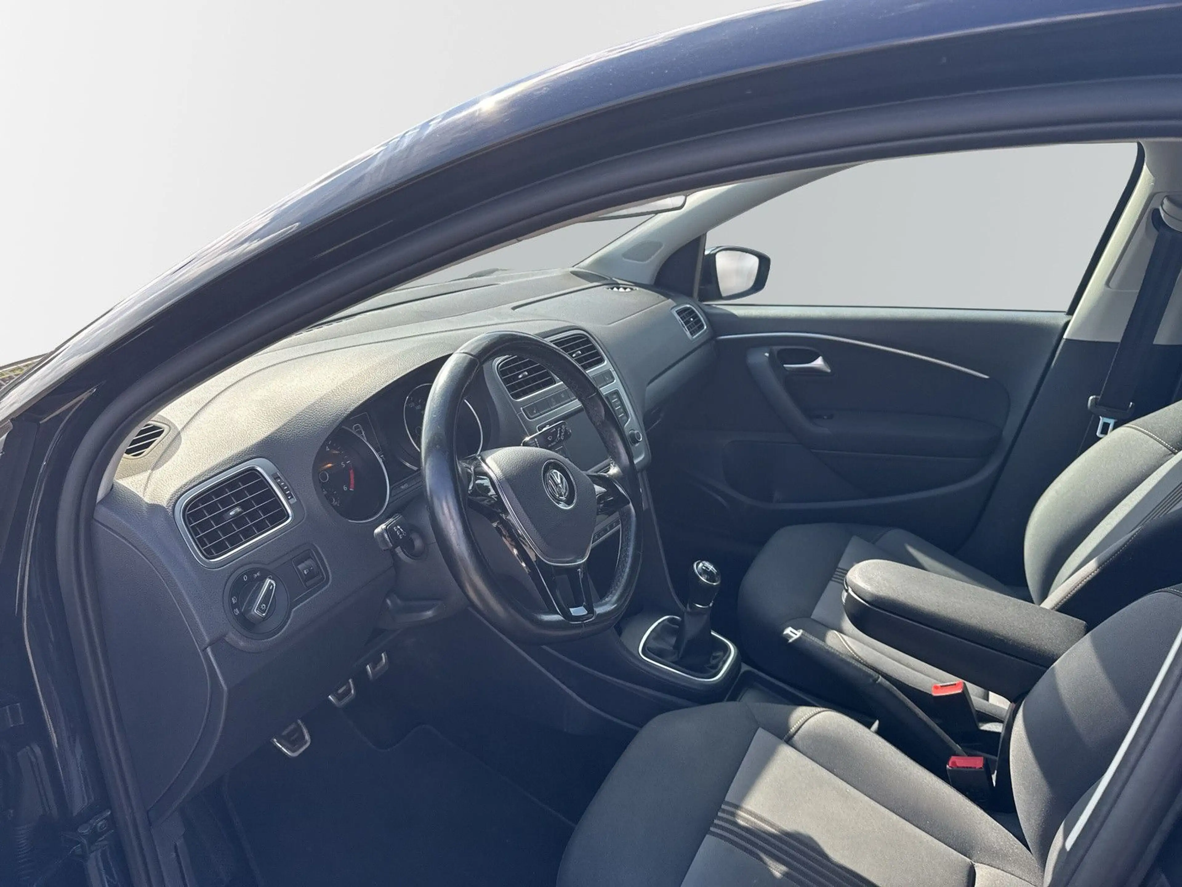 Volkswagen Polo V Allstar BMT/Start-Stopp — photo 8