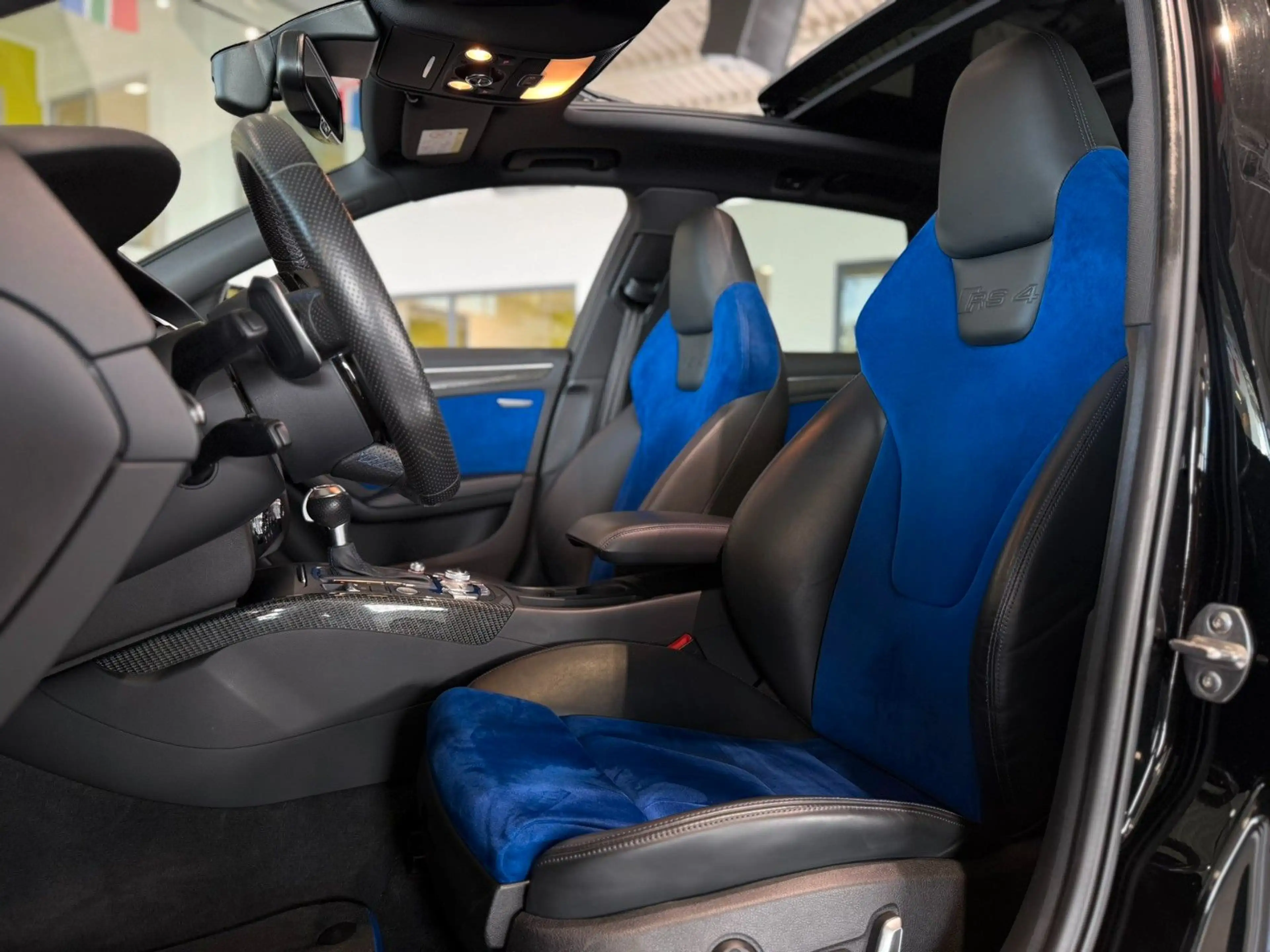 Audi RS4 Avant 4.2 FSI*V8*quattro*Valcona*Pano* B&O* — photo 14