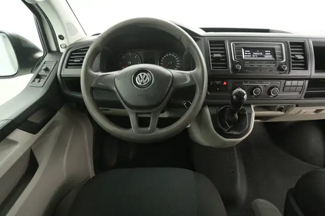 Volkswagen Transporter view 2