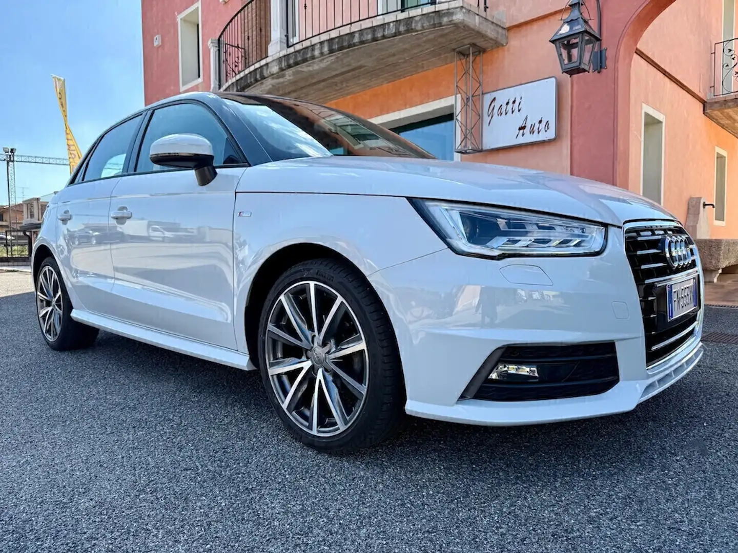 Audi A1 A1 SPB 1.4 TDI Sline Admired KM 71900 Bianco - 1