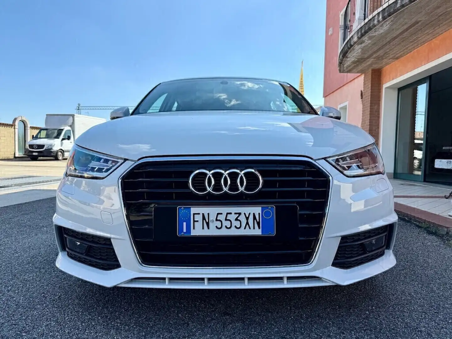 Audi A1 A1 SPB 1.4 TDI Sline Admired KM 71900 Bianco - 2