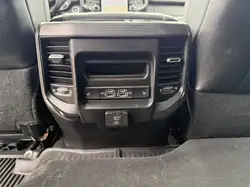RAM 2500 снимка RAM 2500