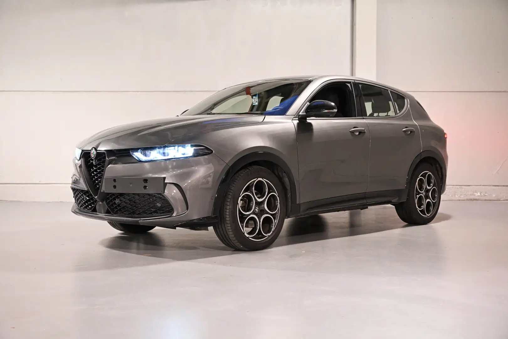 Alfa Romeo Tonale Tonale 1.6 DDCT Sprint Grau - 2
